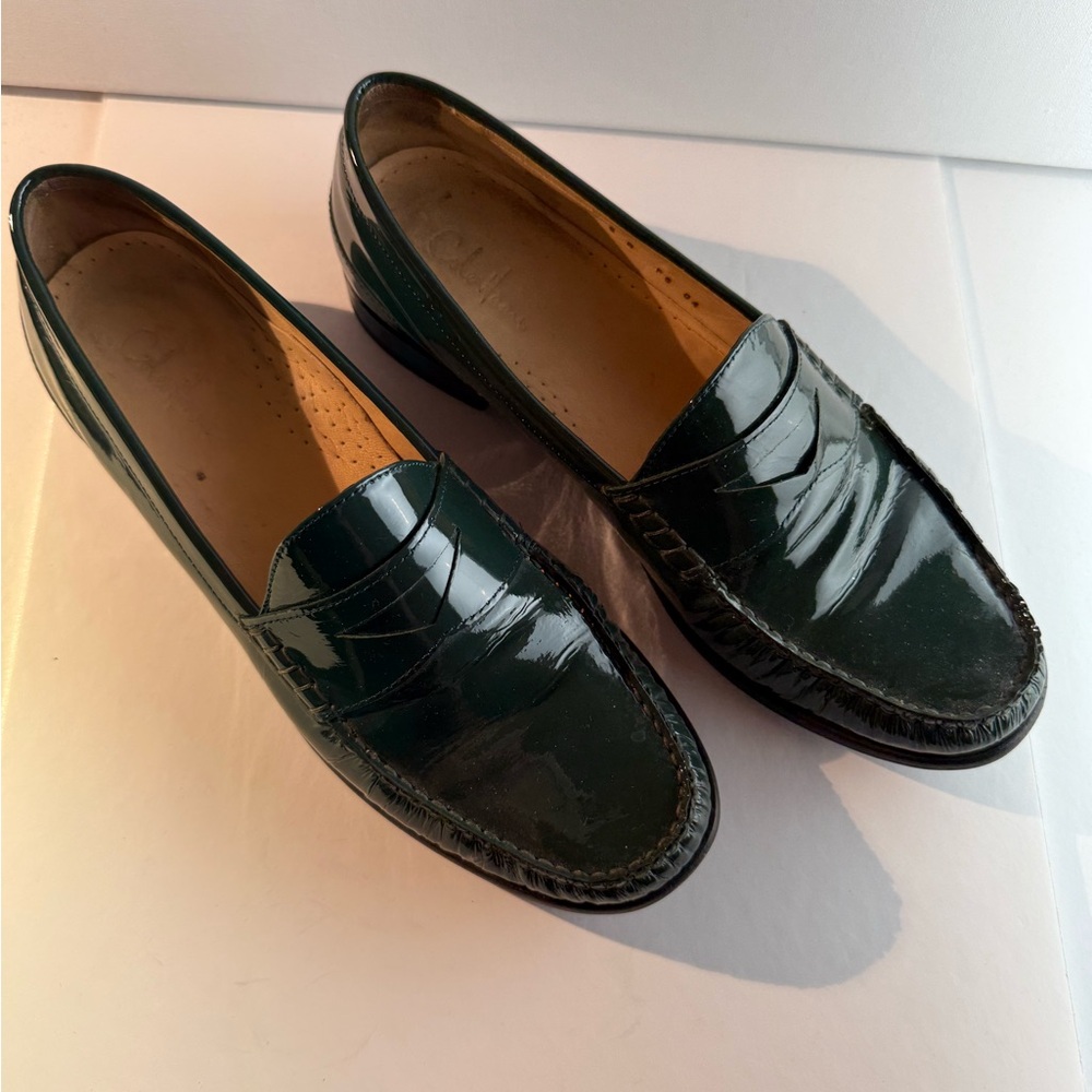 Cole Haan Green Flats Elegant Moccasin Style